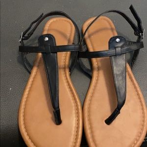 Black thong sandals